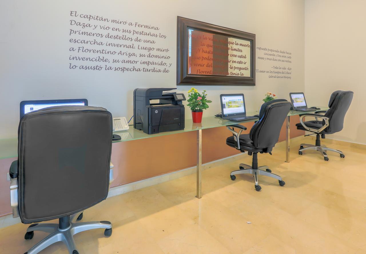 Ghl Collection Barranquilla Hotel Exterior photo Business Center at the airport
