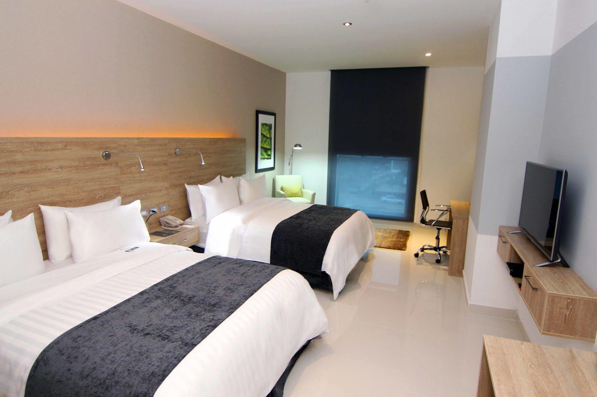 Ghl Collection Barranquilla Hotel Exterior photo A room at the hotel